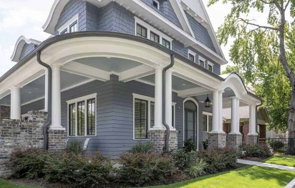 Whitestone home in the Heights